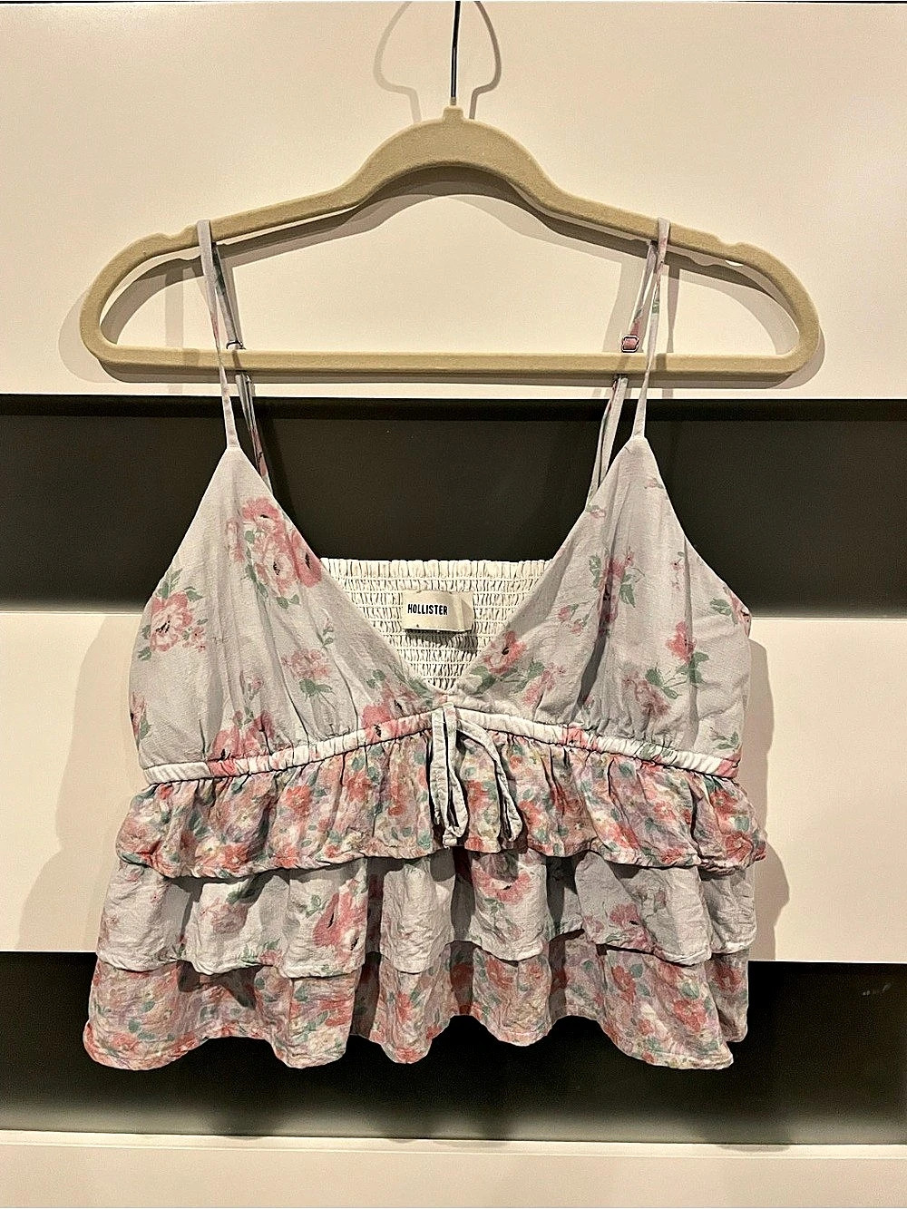 Hollister Floral Ruffle Spaghetti-Strap Camisole Blue & Pink Large